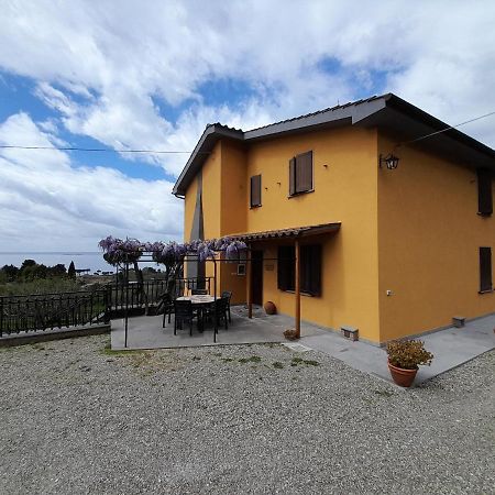 Casa Vacanze Antica Volsinii Больсена Екстер'єр фото
