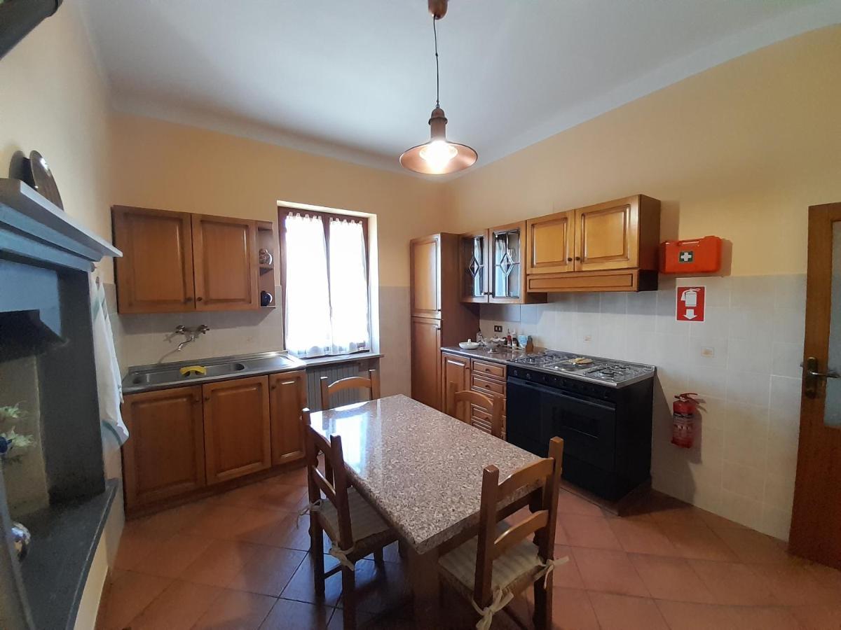 Casa Vacanze Antica Volsinii Больсена Екстер'єр фото
