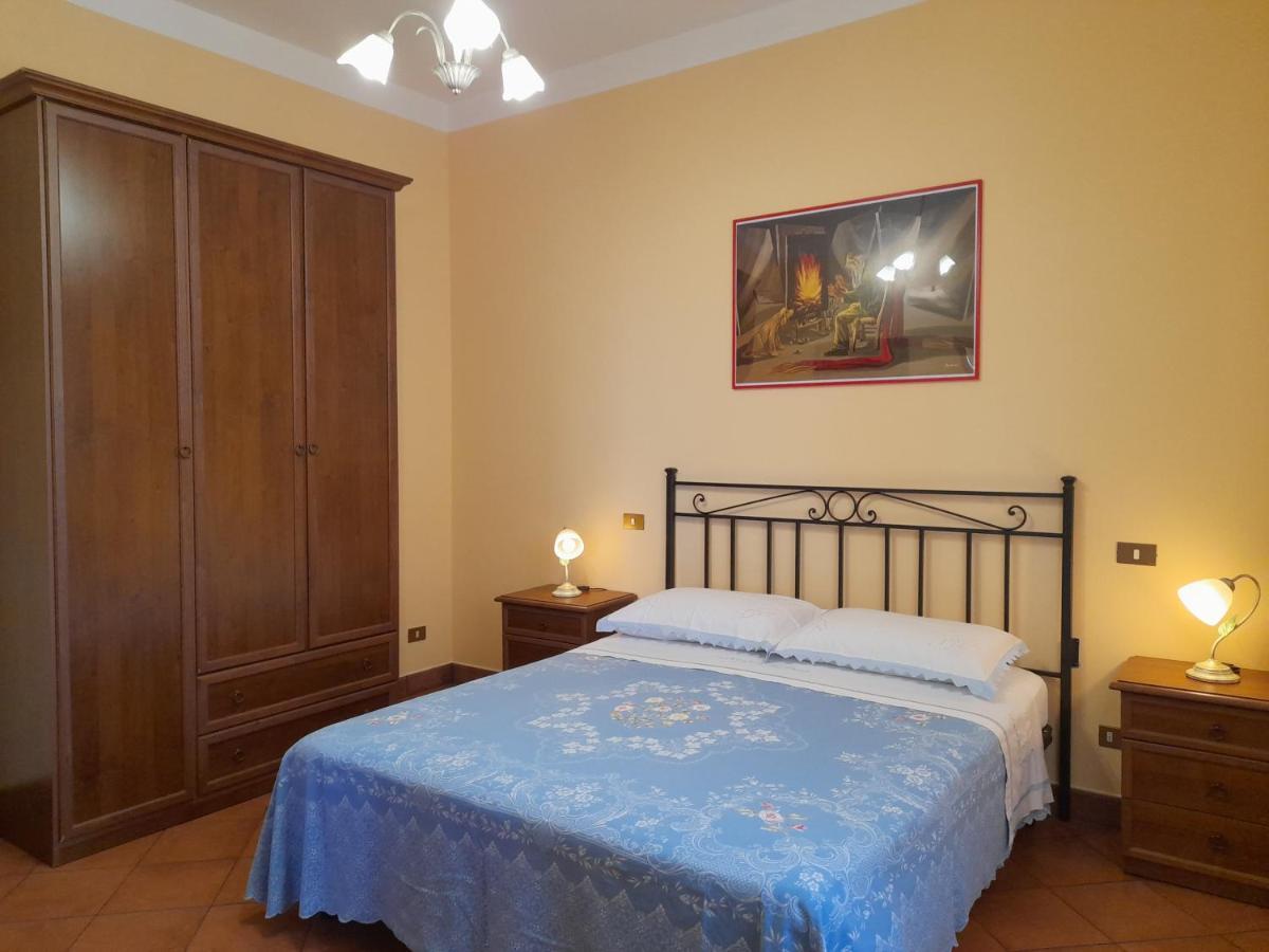 Casa Vacanze Antica Volsinii Больсена Екстер'єр фото