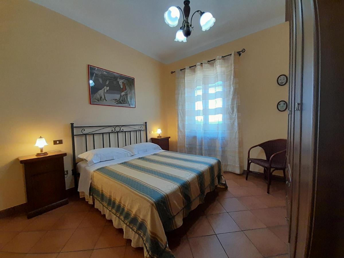 Casa Vacanze Antica Volsinii Больсена Екстер'єр фото