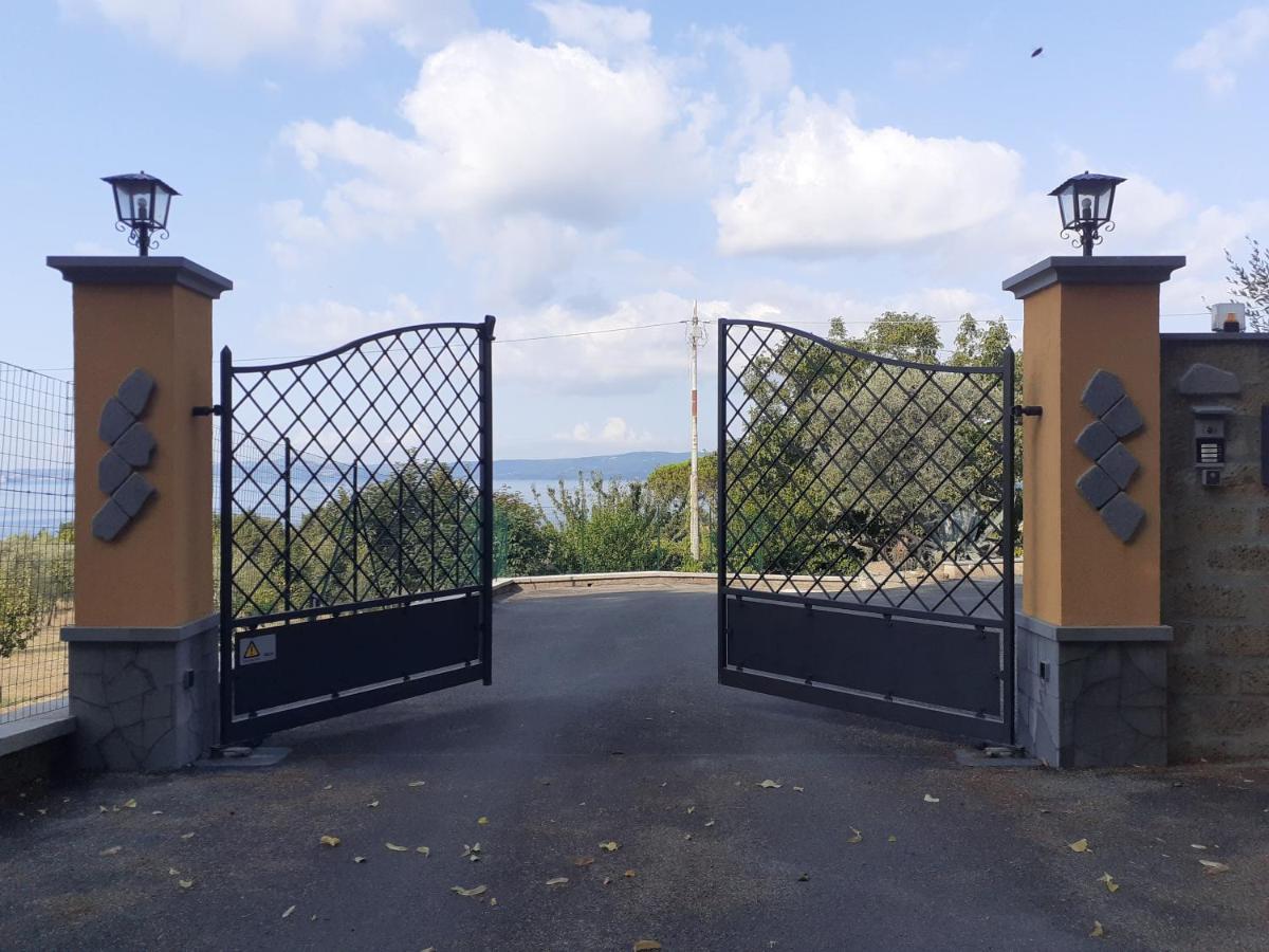 Casa Vacanze Antica Volsinii Больсена Екстер'єр фото
