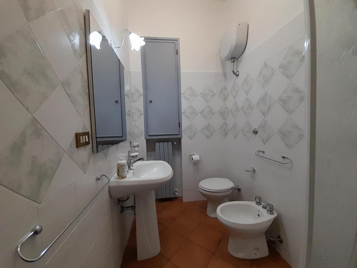 Casa Vacanze Antica Volsinii Больсена Екстер'єр фото