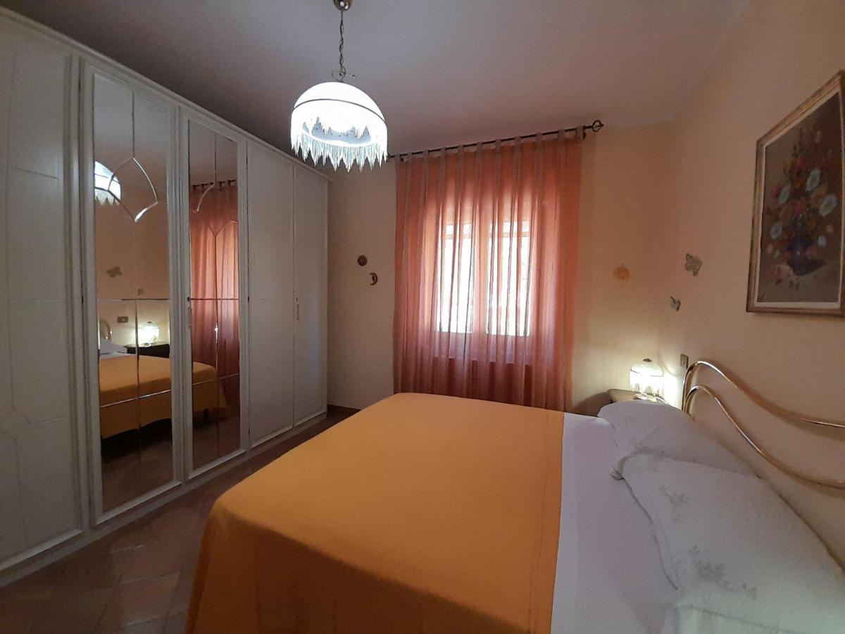 Casa Vacanze Antica Volsinii Больсена Екстер'єр фото