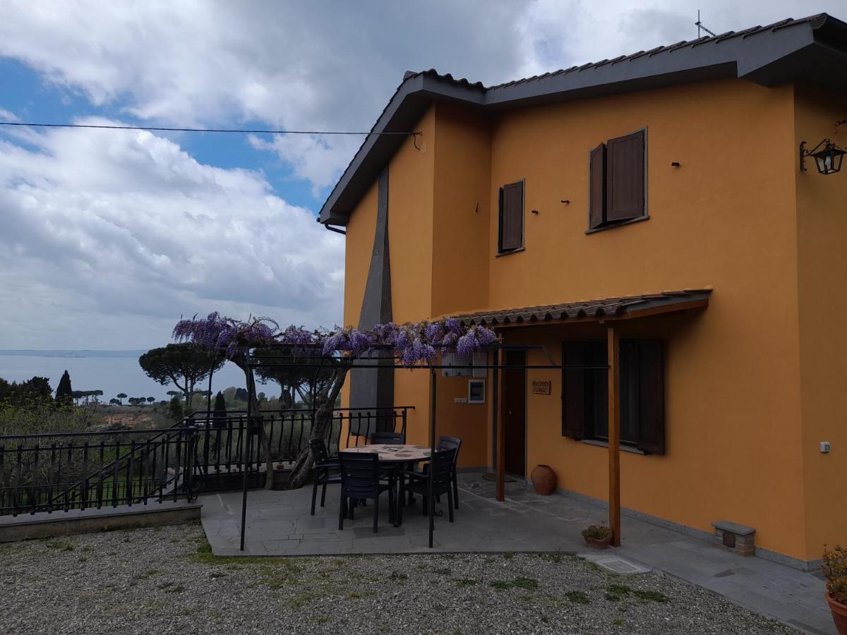 Casa Vacanze Antica Volsinii Больсена Екстер'єр фото